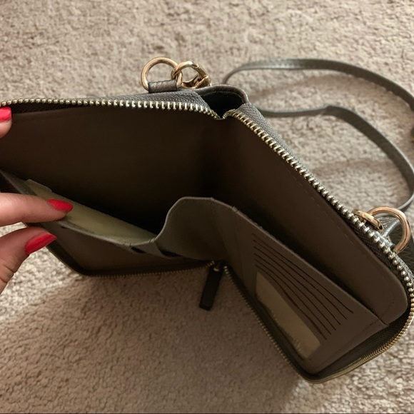 Kate spade phone satchel with pockets - Picture 4 of 4